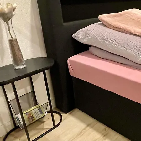 Neu Sweetroom Grosses Apartment Goldstadt Pforzheim Exterior photo