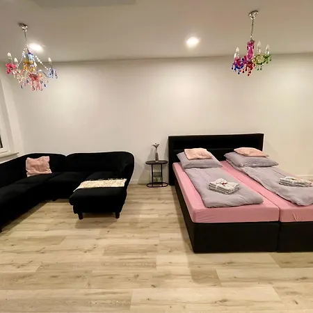 Neu Sweetroom Grosses Apartment Goldstadt Pforzheim Exterior photo