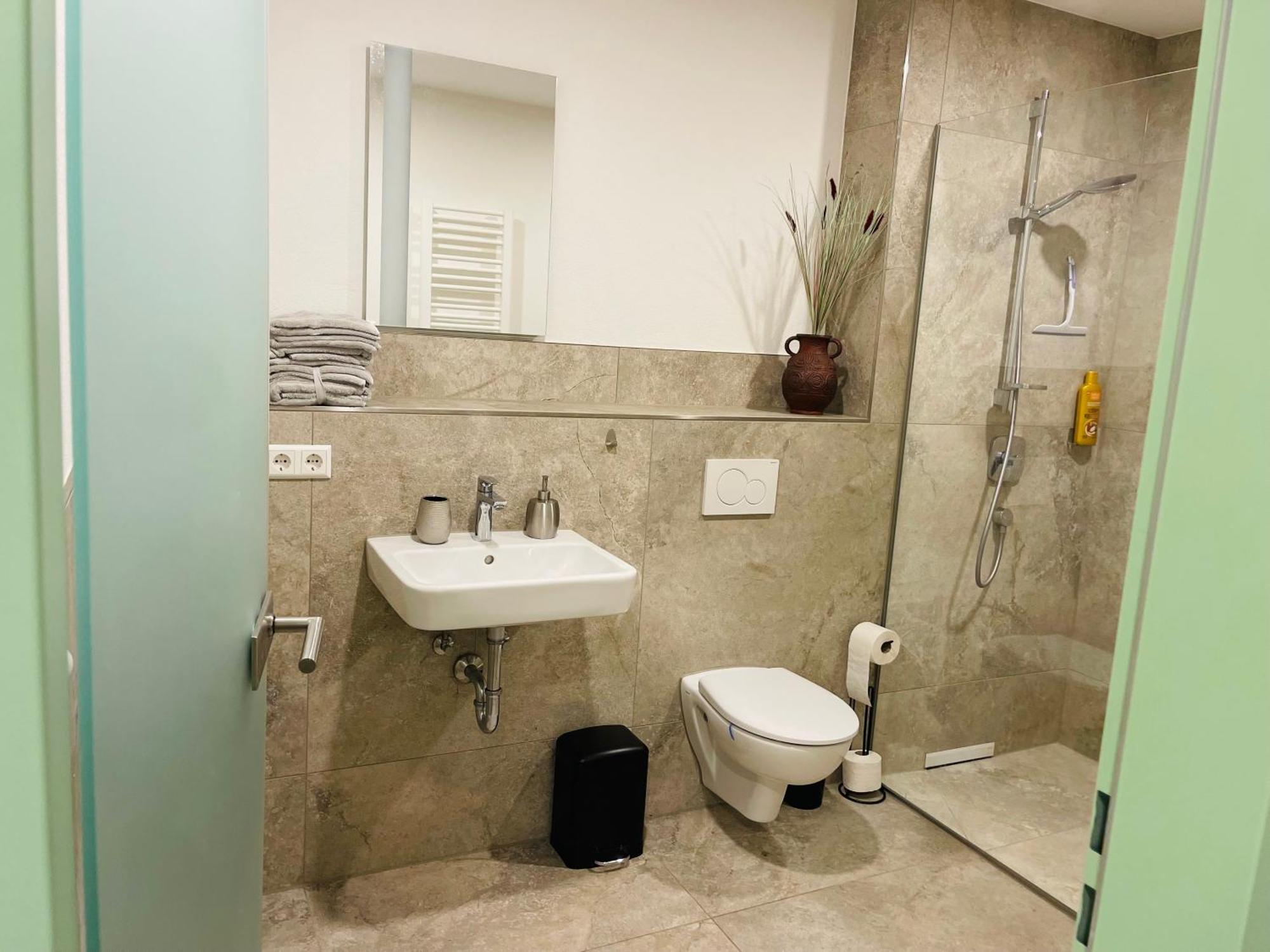 Apartment Neu Sweetroom Grosses Goldstadt
