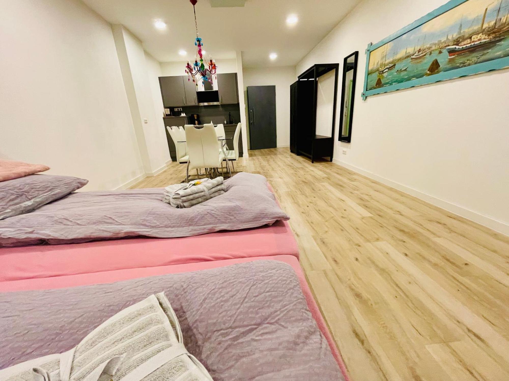 Apartment Neu Sweetroom Grosses Goldstadt